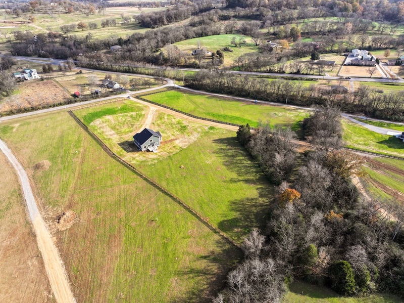3327 Booker Ridge Rd, Mount Pleasant, TN 38474