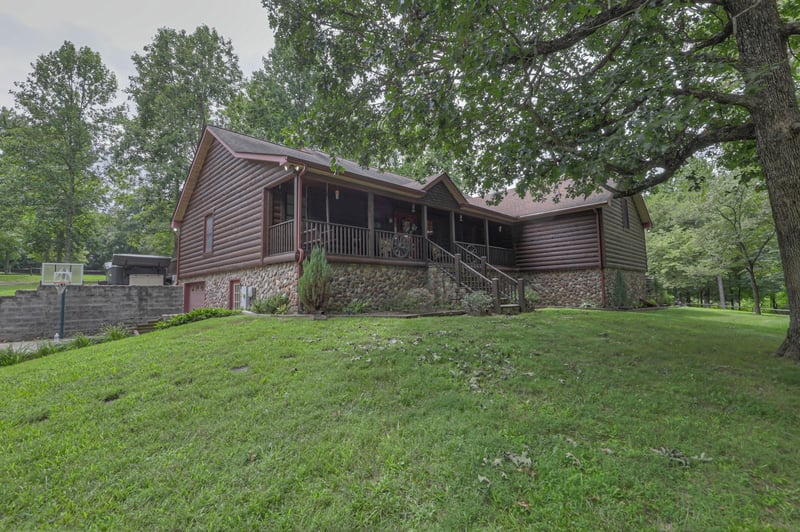 118 Robert Simmons Rd, Westmoreland, TN 37186
