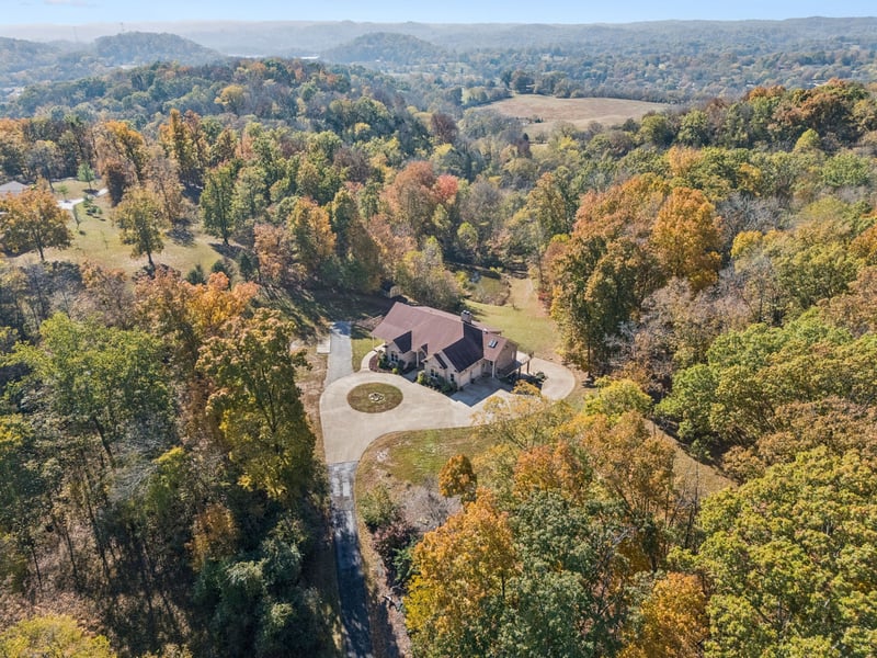 1079 Ridgecrest Dr, Goodlettsville, TN 37072