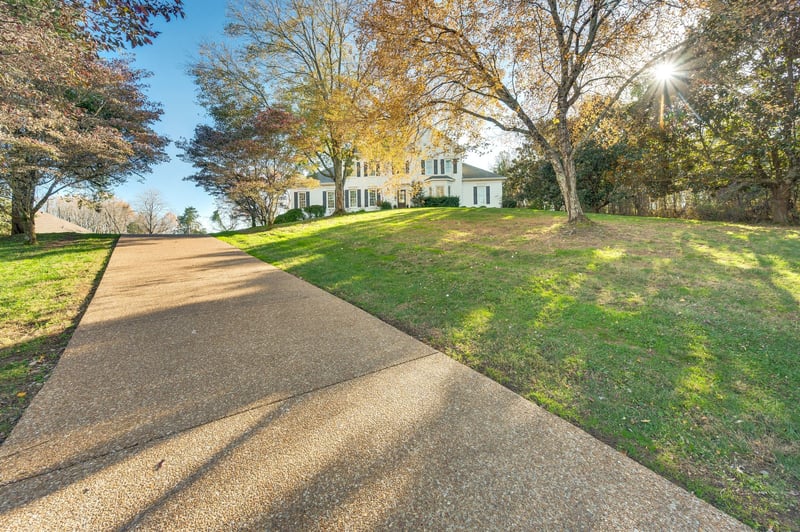 9571 Jockey Club Ln, Brentwood, TN 37027