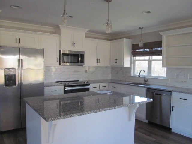 1158 Neal Rd, Watertown, TN 37184