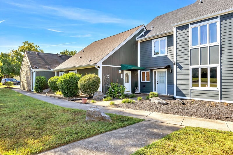 609 Rockwood Dr, Hermitage, TN 37076