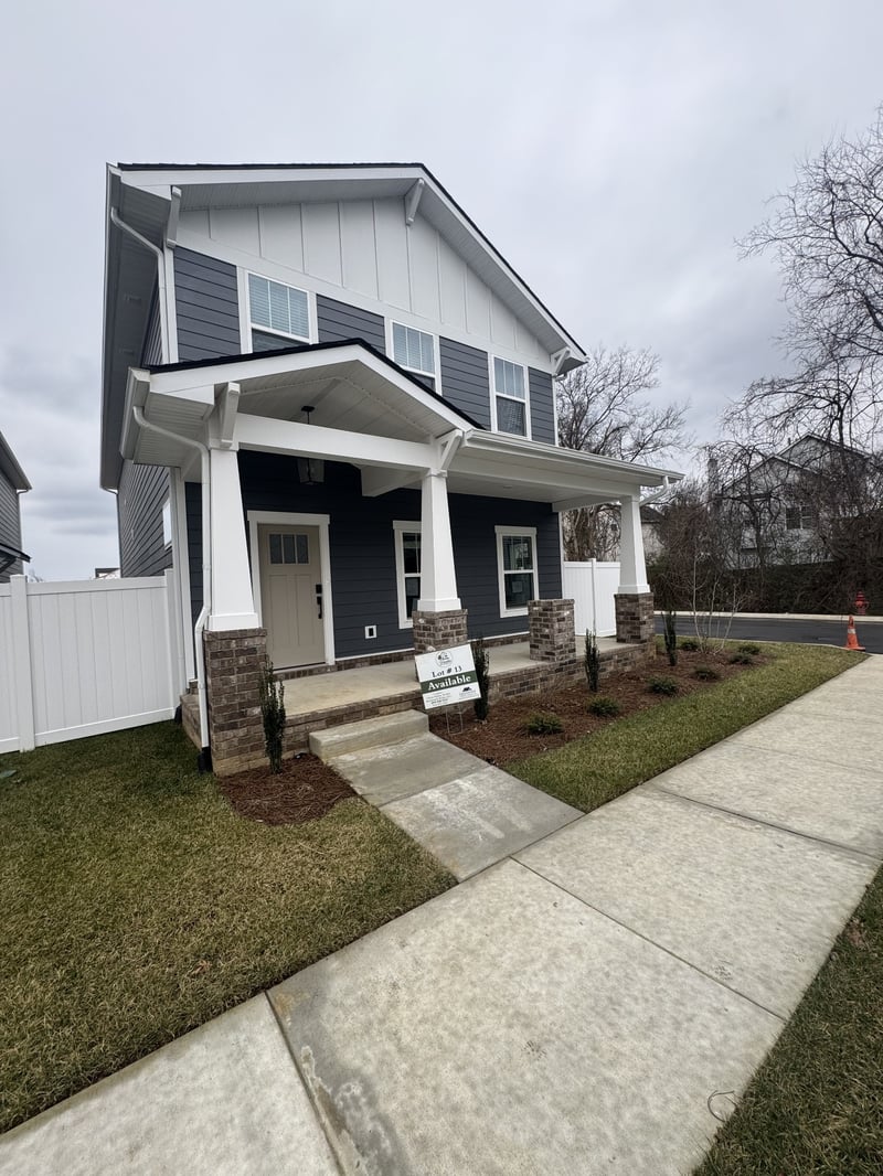 401 Gingerwood Ct, Hermitage, TN 37076