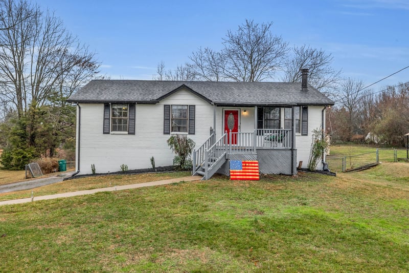 612 Flintlock Dr, Smyrna, TN 37167