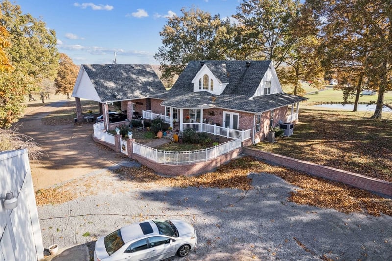 235 George Akins Rd, Westmoreland, TN 37186