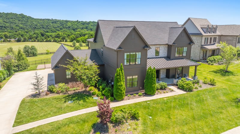 6594 Windmill Dr, College Grove, TN 37046