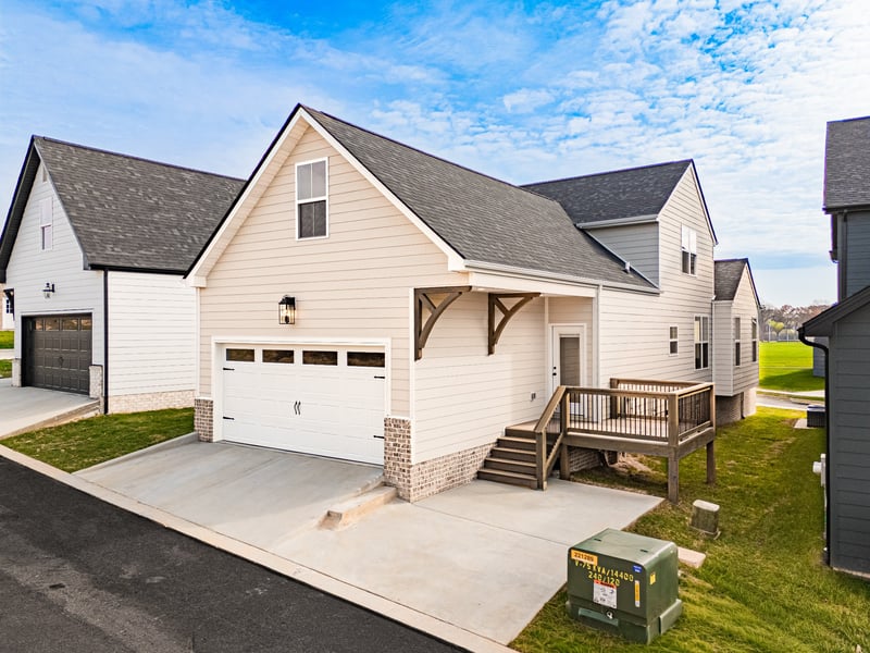 244 Franklin St, Pleasant View, TN 37146