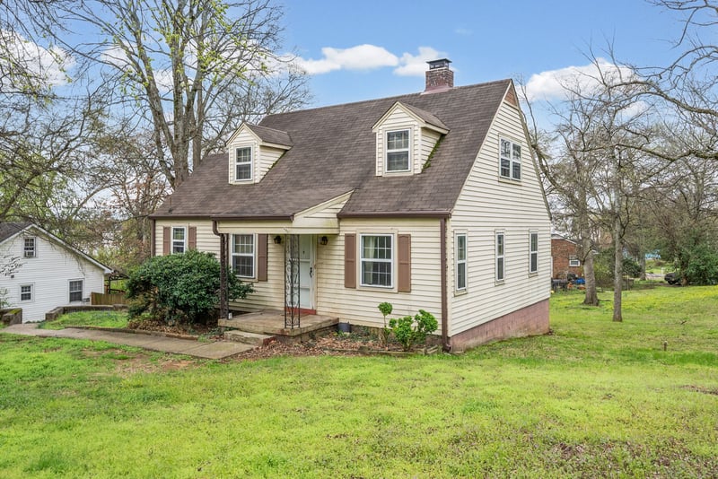 210 Cliffdale Rd, Nashville, TN 37214