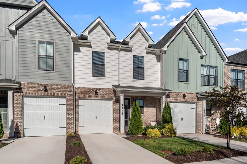 3171 Sassafras Ln, Thompsons Station, TN 37179