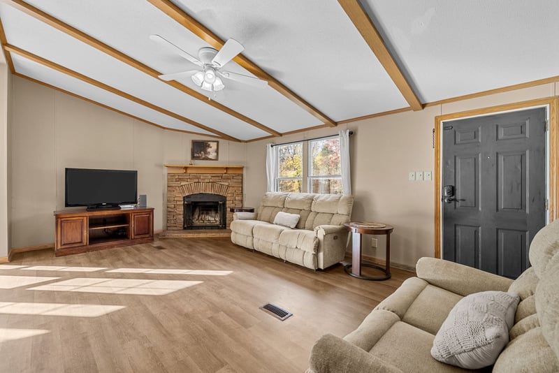 1196 Pickle Knight Rd, Joelton, TN 37080