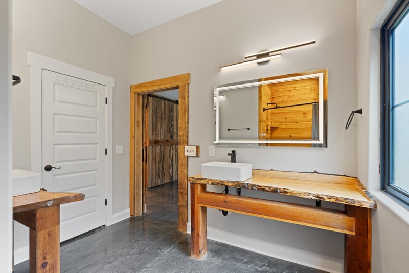 3320 Slayden Marion Rd, Cumberland Furnace, TN 37051