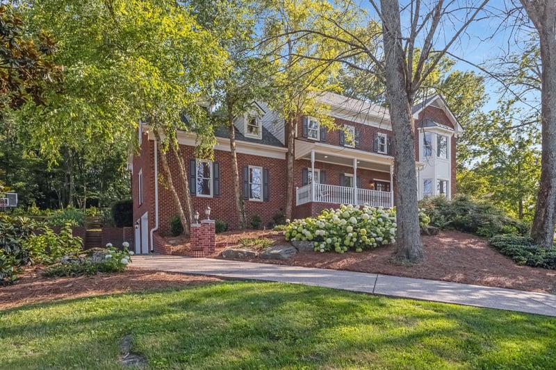 9211 Fox Run Dr, Brentwood, TN 37027