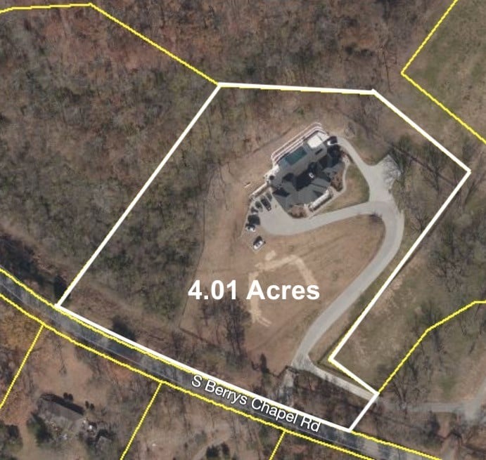 2194 S Berrys Chapel Rd, Franklin, TN 37069