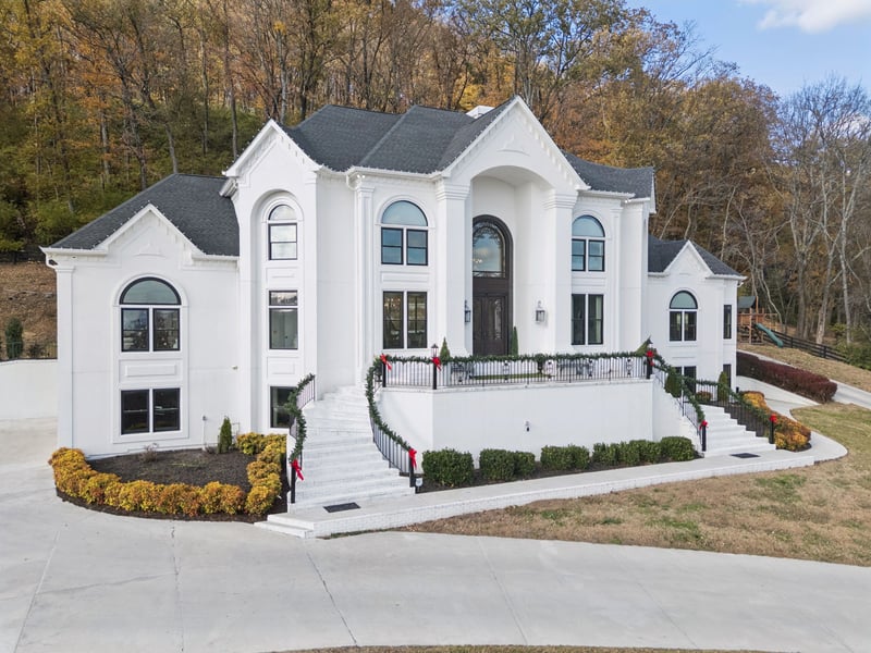 2194 S Berrys Chapel Rd, Franklin, TN 37069