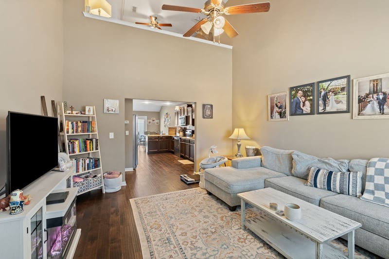 4020 Commons Dr, Spring Hill, TN 37174