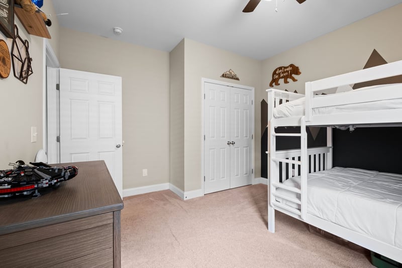 1107 Westgate Dr, Gallatin, TN 37066