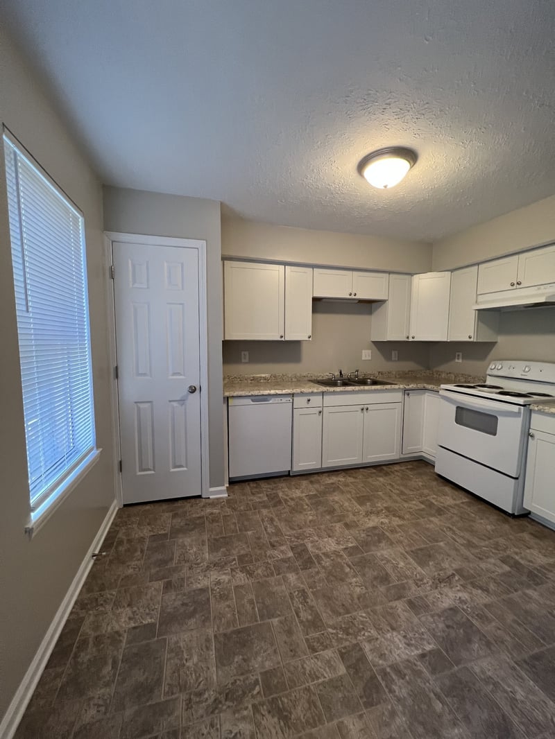 103 Coventry Woods Dr, Madison, TN 37115