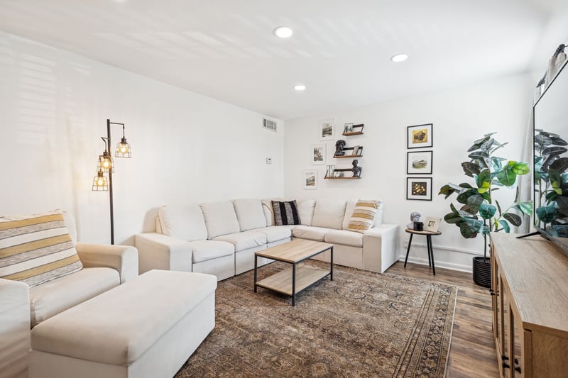 110 Bellevue Rd #12, Nashville, TN 37221