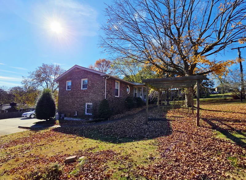 135 Gatone Dr, Hendersonville, TN 37075