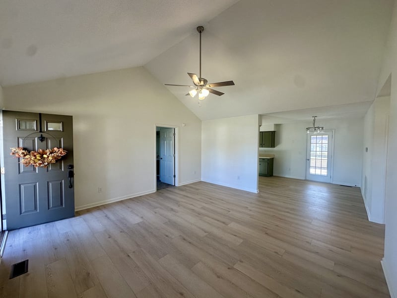 2321 Briar Bend Dr, Murfreesboro, TN 37128