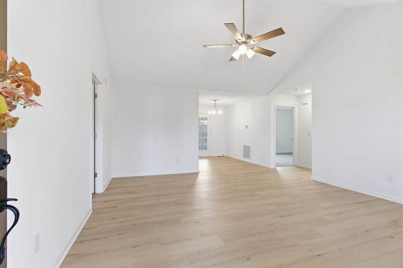 2321 Briar Bend Dr, Murfreesboro, TN 37128