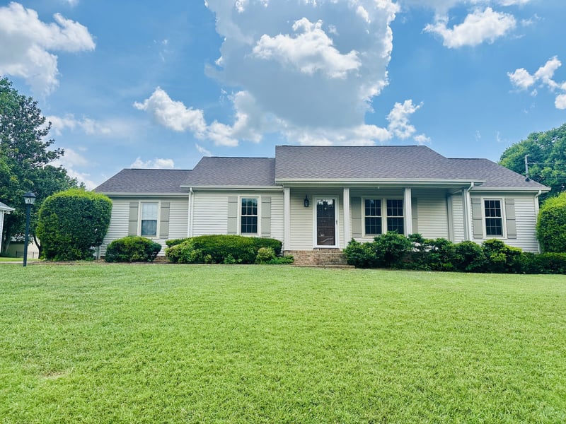 2321 Briar Bend Dr, Murfreesboro, TN 37128
