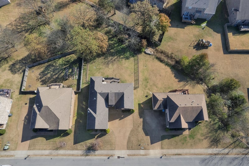 144 Captains Cir, Hendersonville, TN 37075