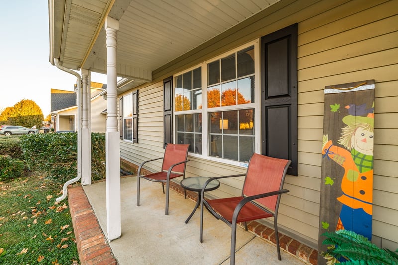 1715 Locerbie Dr, Murfreesboro, TN 37128