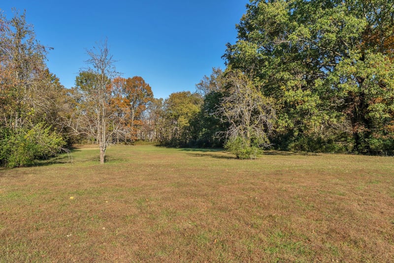 1096 Fernbank Dr, Madison, TN 37115