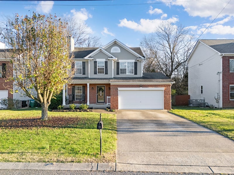 131 Deer Ridge Ln, Hendersonville, TN 37075