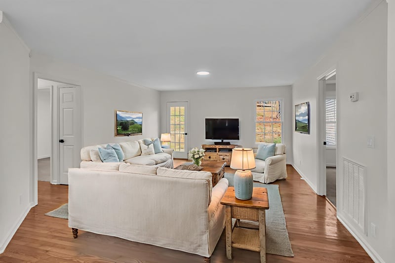 2306 Beechwood Dr, Springfield, TN 37172