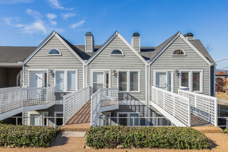 3204 W End Cir #11, Nashville, TN 37203