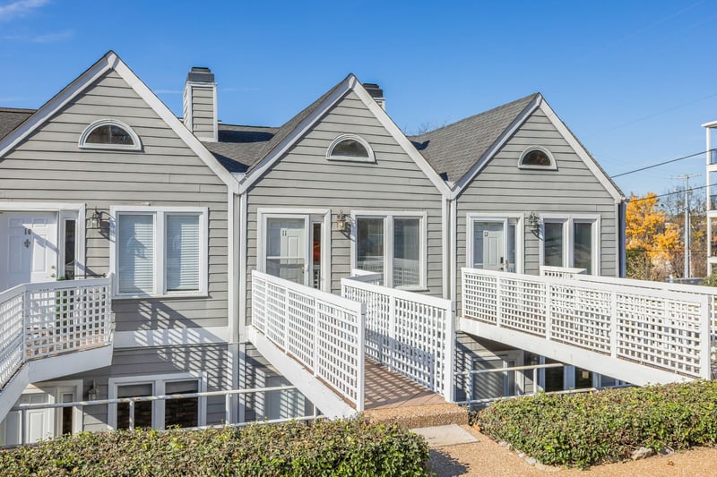 3204 W End Cir #11, Nashville, TN 37203