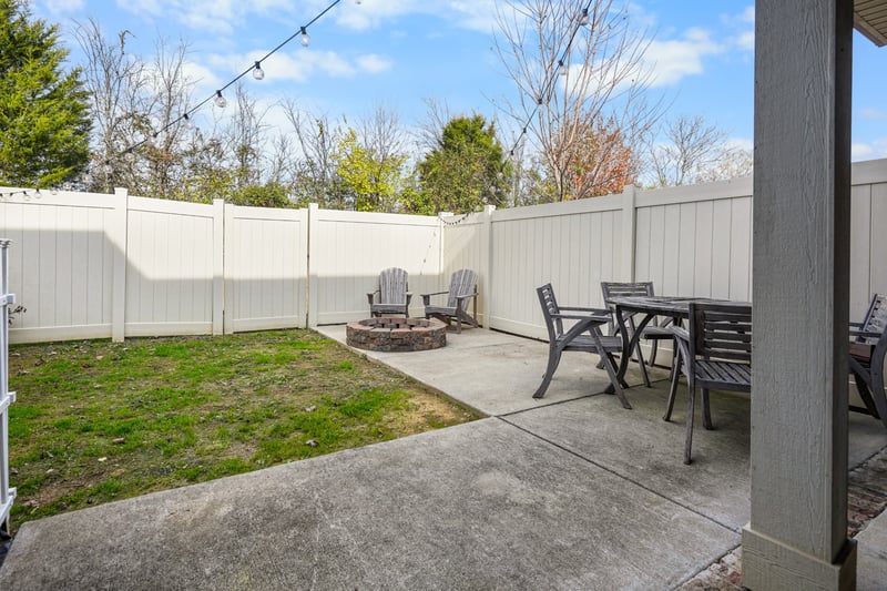 3133 Sassafras Ln, Thompsons Station, TN 37179