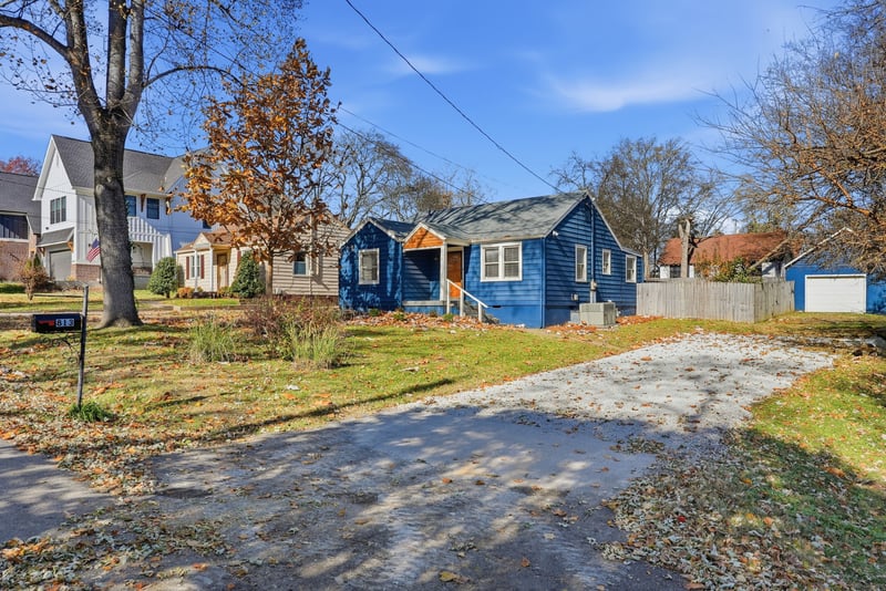 813 Gwynn Dr, Nashville, TN 37216