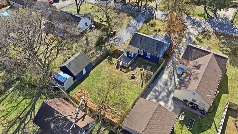 813 Gwynn Dr, Nashville, TN 37216