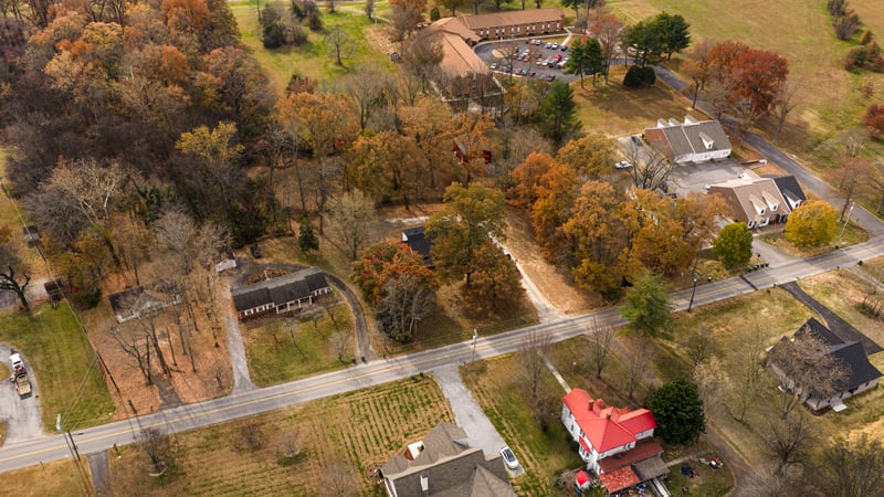 104 W Longview Dr, Portland, TN 37148