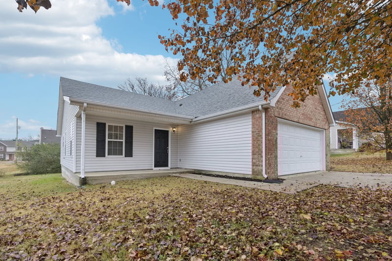 1619 Jo Ann Dr, La Vergne, TN 37086