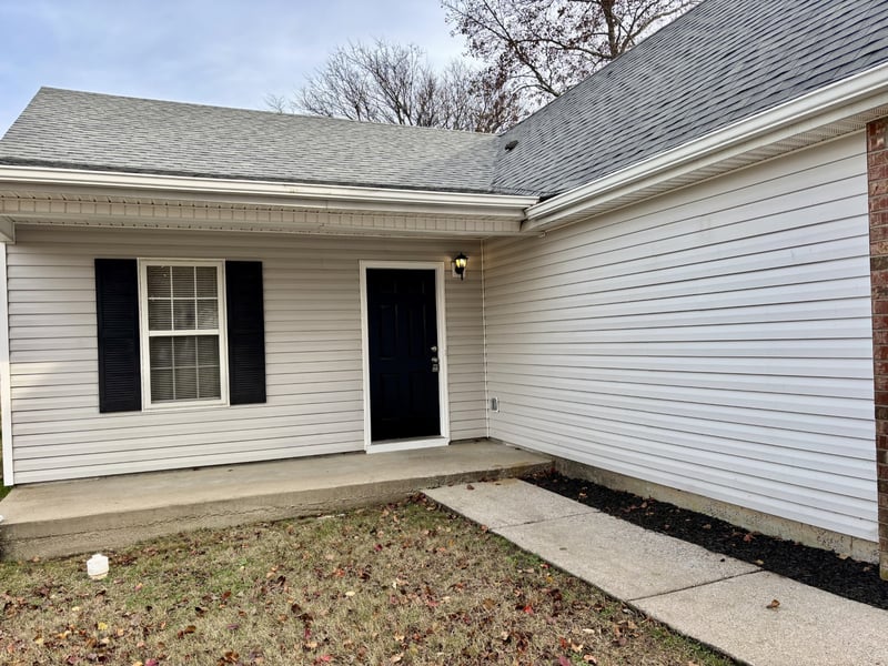 1619 Jo Ann Dr, La Vergne, TN 37086