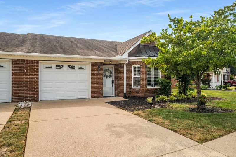 443 Forest Glen Cir, Murfreesboro, TN 37128