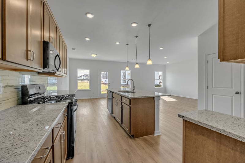 404 Stratford Station Dr, Lebanon, TN 37087