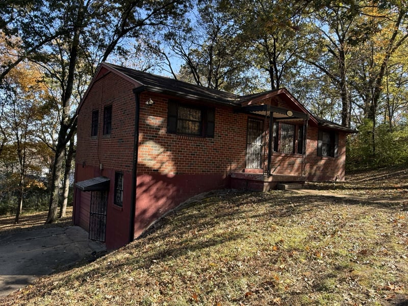 904 Patricia Dr, Nashville, TN 37217