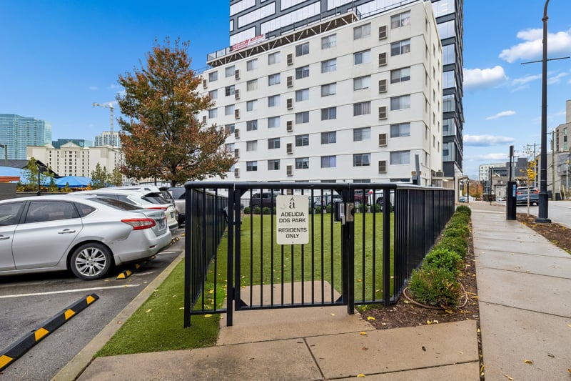 900 20th Ave #711, Nashville, TN 37212