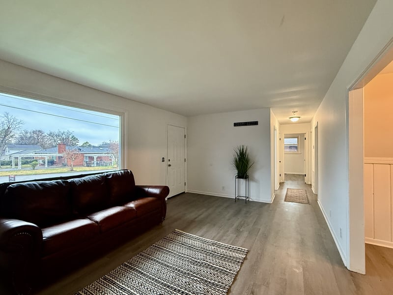 3305 Spears Rd, Nashville, TN 37207