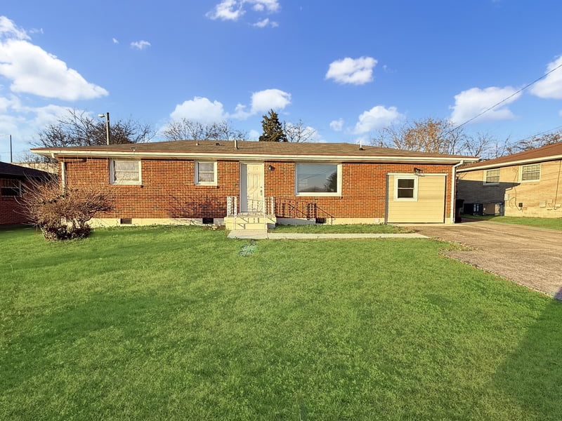 3305 Spears Rd, Nashville, TN 37207