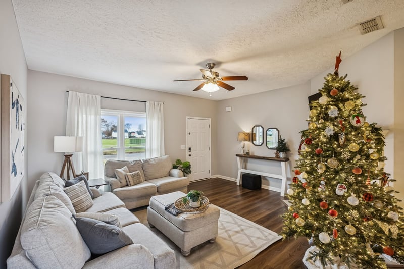 125 Auburn Ct, Murfreesboro, TN 37128