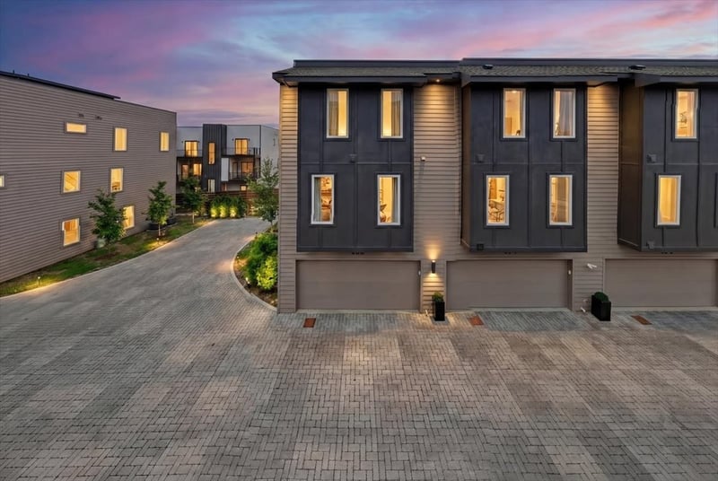 1112 Baptist World Center Dr #1, Nashville, TN 37207