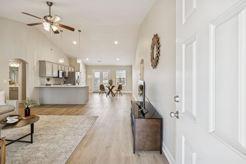 2275 Honey Farm Way, Columbia, TN 38401