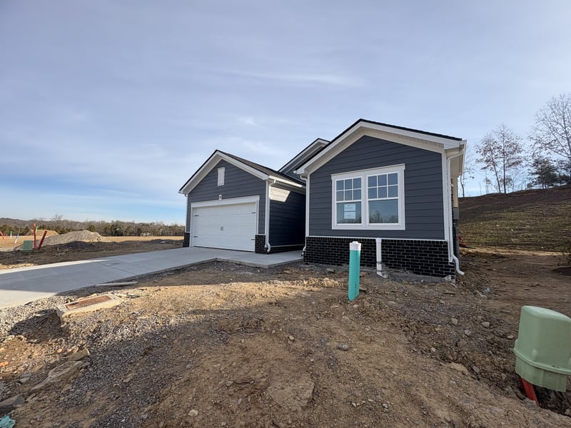 360 Stonehaus Cir, Antioch, TN 37013