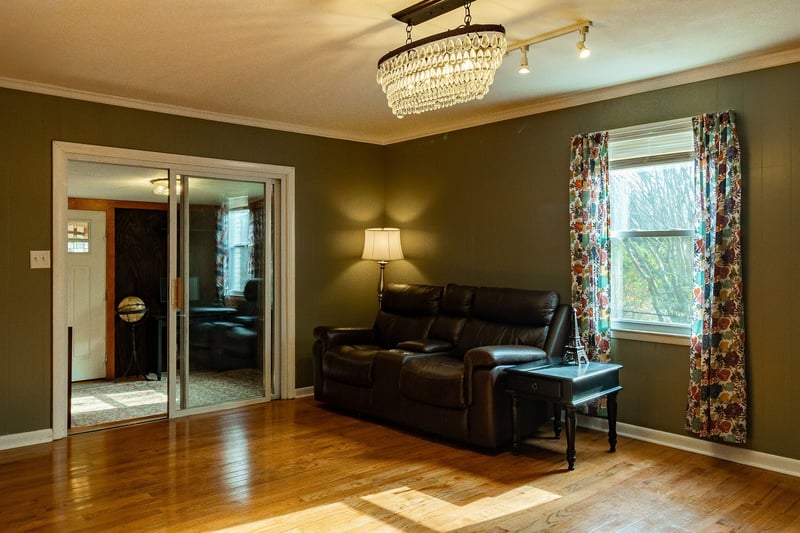 101 Southwood Dr, Dickson, TN 37055